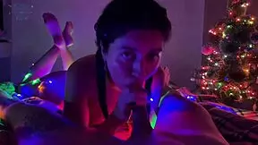 Stepsister plays with dick and gives blowjob