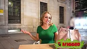 lara cruz films porno with flatmate who clearly wants her bad -d