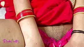 Beautiful Pinky shows culinary skills with a twist