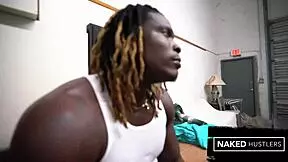 Man, This Petite Baddie Sucks and Fucks Three Black Dicks in Florida!