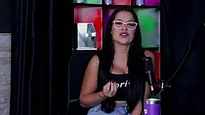 why emily louise wants to finger the man and try the woman?