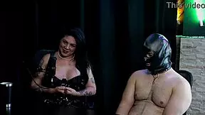 O sexo é um tabu no bdsm, tem especialistas em dominação psicológica, homem que come cu tem razão e a prática que gostaria de fazer - kali kalifa dominatrix watch on sheer red