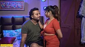 Первый хардкор трах с другом из онлайн-приложения становится вирусным на хинди.