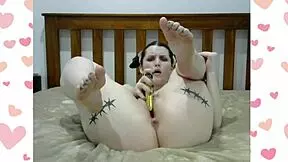 Brunette Babe Vibrator Fucks