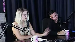 As vertentes do bdsm experimentou ser submissa por dinheiro com um dr0gado falou dos fetihes estranhos e a fam�lia - maisa pravo domme sheer red.