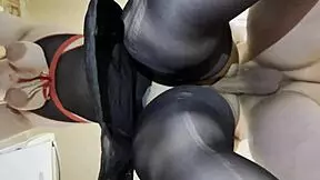 In the kitchen, my fat girlfriend and I enjoy doggy style sex.