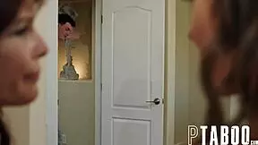 Desperate lesbian couple tries unconventional pregnancy plan 😊