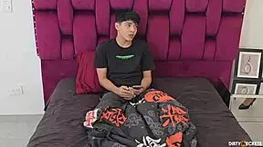 Stepmom Mistakenly Gave Viagra, Now We're Fucking Wild in Miniskirt