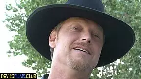 Wow, watch this tattooed ebony babe ride her stepdad hard!