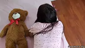 me dejaron sola con mi padrastro pervertido y esto fue lo que me hizo?