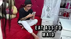 mi amiga tomboy me chupa muy rico el culo hasta que me hace venir-parte 1