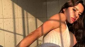 come eat my pussy and tight ass for lunch today