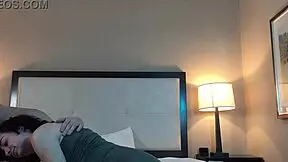 Petite woman sucks big cock 😍