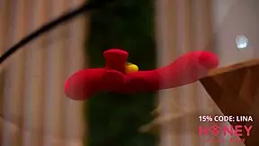 Wow, this thick girl squirts hard while masturbating at the table