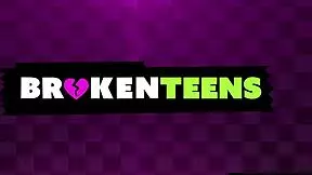 Aften Opal vzame velik kurac trdo v POV 😈