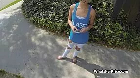 หาคนสาวบลอนด์ผมสั้นน่ารักมาทำแม่งก้นกลางแจ้งแบบหนักด้วยเงินสด