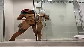 naked roxy showers and masturbates
