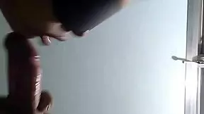 Blindfolded Novinha Teased and Ready for Fun