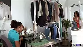 Gorgeous 40 year old milf 😍