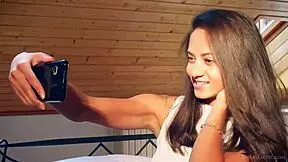 We fucked this hottie on a Tinder date, her boyfriend had no clue