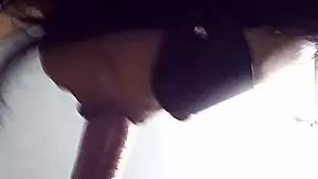 Blindfolded Novinha Teased and Ready for Fun