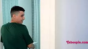 Step sis, it's your birthday - let's do bareback?