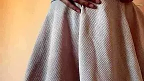 Sladka deklica Maiskii, kako masturbiraš tako vroče?