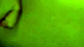 Юки Мори наклоняется для большого американского члена