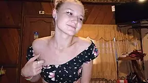 Watch her feet while she's sucking me off 😍 deepthroat action