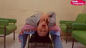 汉塞尔·蒂奥把自己当作饥渴的模特菜肴为粉丝服务第一部分