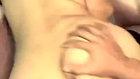 me vengo dentro de este hermoso culo a gritos pedia verga