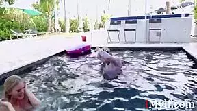 hot busty blonde milf gets pussy fucked 😍