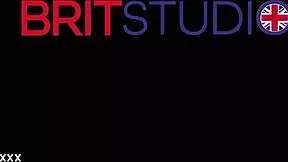 British Teen Nurse Swallows Patient's Deepthroat Treatment