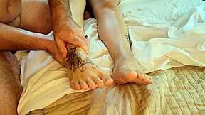 Oily massage leads to creampie for housewife