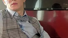 Russian Slut Gets Double Penetration Cumshot