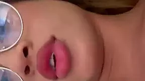 Üvey kız üvey babadan orgy aksiyonunda nakit alıyor