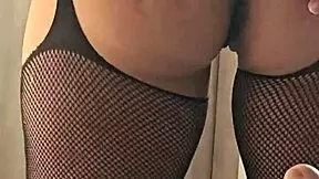 Horny Latina MILF craves intense action during her visits