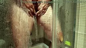 Milf shaves in shower 😊