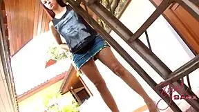 Teeny seduces the roofer with charm 😊