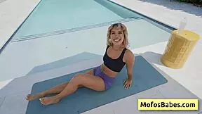 luna luxe, blonde teen 18+ slut, shows off round butt by pool