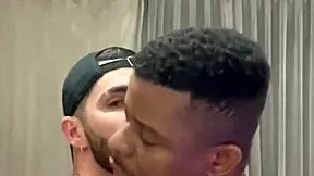 i fuked dat gym strangr