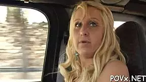 this seductive girlfriend perfectly mixes cock-riding and oral 😏