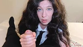 Quick banging with curvy schoolgirl before parents arrive