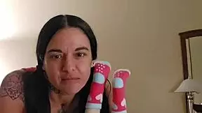 does emy angel massage her petite 18+ redhead body?