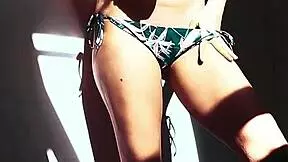 Amatrice Francaise Bronz� Baise Intense Et Jouis Par Tous Les Trous En Maillot De Bain Anal Dirty Talk Et Joi