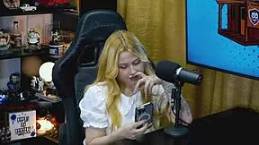 Man, I couldn’t believe it! That ninfeta Viamms rated Ruan’s huge rod high. Did she really dig his thick shaft or what?!