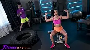 Fitness room petite lady dee gets blowjob and pussy eating leading to gym orgasm.