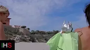 uhh, brunette n blonde girls gettin fucked seaside by hot guy, so wilddd!!