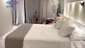 hoje foi a minha vez de assistir o meu marido fuder a novinha