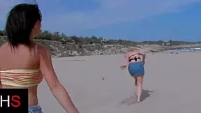 uhh, brinetka i plavuša se jebu na plaži sa vrelim tipom, tako divlje!!